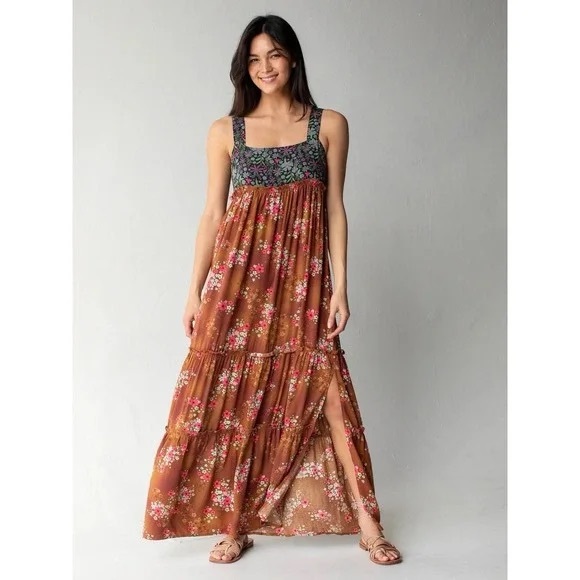 NATURAL LIFE Dresses & Skirts - NATURAL LIFE Floral Maxi Dress in Black and Brown - Eliza Dress size Medium